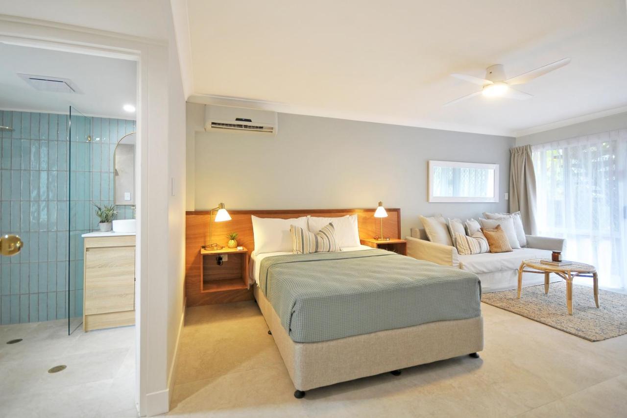 Bay Of Palms Hotel Gold Coast Bagian luar foto