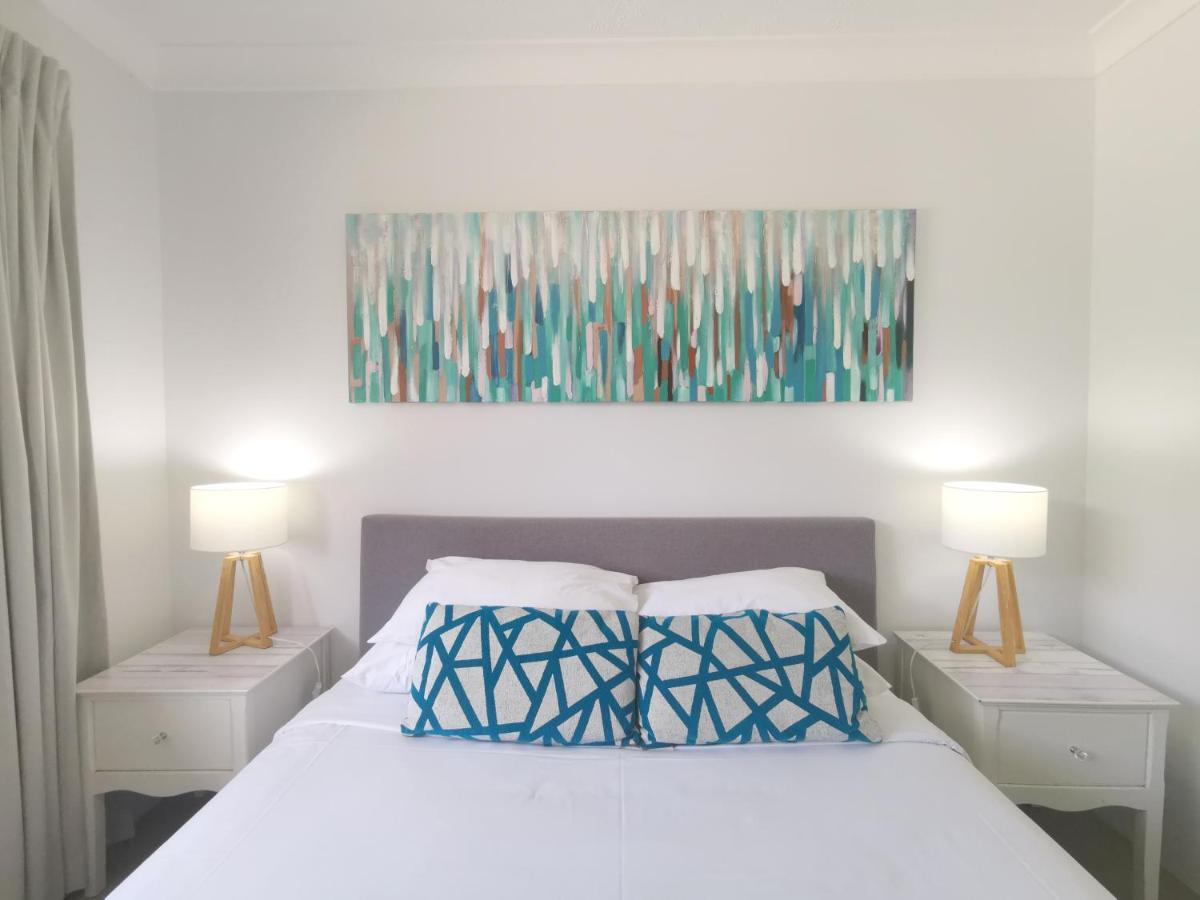 Bay Of Palms Hotel Gold Coast Bagian luar foto