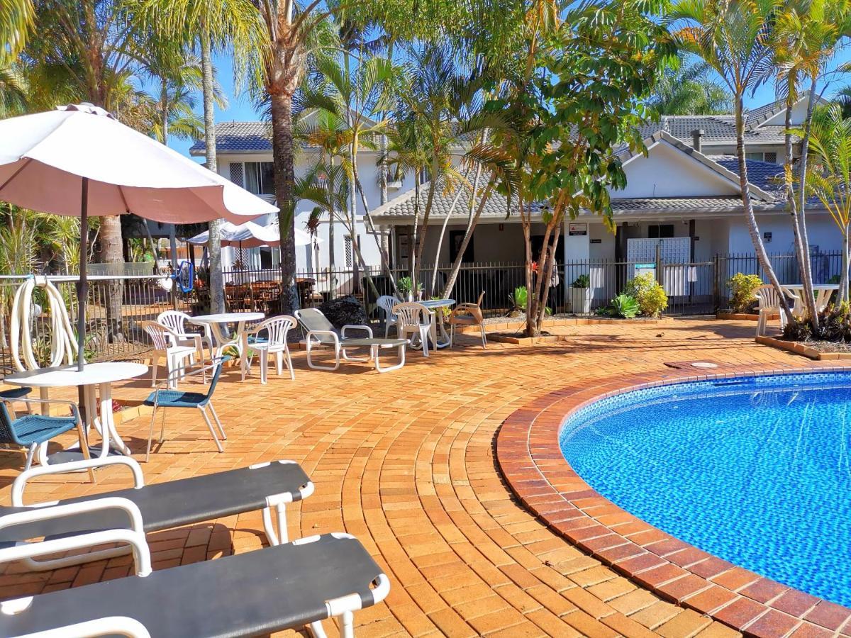 Bay Of Palms Hotel Gold Coast Bagian luar foto