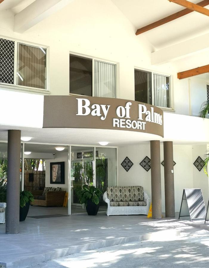 Bay Of Palms Hotel Gold Coast Bagian luar foto